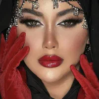 تخفیف میکاپ و شنیون