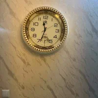 ساعت دیواری