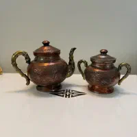 قوری و قندان مسی قلم دار