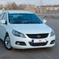 جک j5 دنده ای  مدل 92  در حد نو