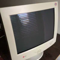 مانیتور LG بسیار سالم ۱۷ اینچ کم کار|صوتی و تصویری|اصفهان, کوی گلزار|دیوار