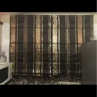 پرده کرکره ای کرم قهوه ای  دو تا با هم وصل .عرض۹۹