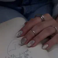 آموزش و خدمات ناخن