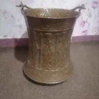 سطل برنجی یا برنز