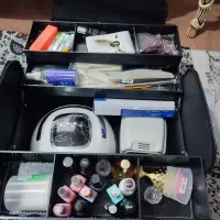 لوازم کاشت ناخن کامل بفروش میرسه تک نمیفروشم