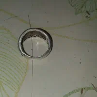 انگشتر نقره نمیگن یاقوت و زمرد