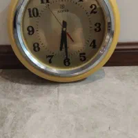 ساعت دیواری قدیمی