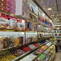 استخدام چند نیروی کار ساده یا نیمه ماهر و متعهد