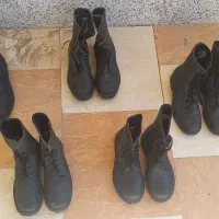 پوتین|کیف، کفش، کمربند|کوهپایه, |دیوار