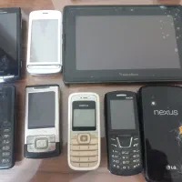 ۷ عدد گوشی و تبلت قدیمی خاموش