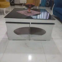 میزجلومبلی