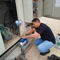 شرکت تعمیر و ساخت تخصصی انواع سردخانه|خدمات پیشه و مهارت|یزد, |دیوار