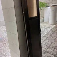 درب آلومینیومی سرویس بهداشتی