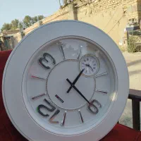 ساعت دیواری