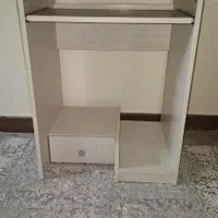 میز کامپیوتر کرم رنگ نوی نو