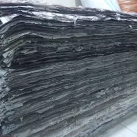 کاغذ در ابعاد مختلف و روزنامه باطله آقای جوانمردی