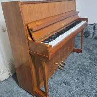 پیانو آکوستیک August Hoffman