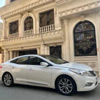 ازرا گرنجور. ۲۰۱۲