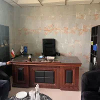 میز مدیریت همراه صندلی و ۲عدد بوفه