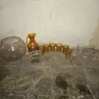 چینی بشقاب و لیوان های عسلی