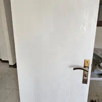 درب چوبی اتاق