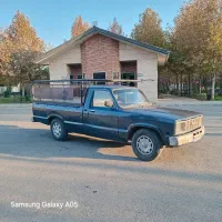 وانت مزدا ۲۰۰۰ کاربراتور تک کابین