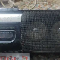 ظبط سونی قدیمی و تلویزیون سیاه سفید