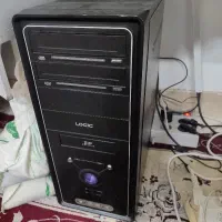 کامپیوتر باتمامی لوازم