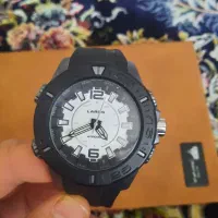 ساعت لاروس  رنگ مشکی  باجعبه