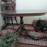 میز و۴عدد صندلی