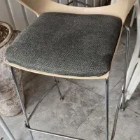 صندلی پایه بلند بار نظری