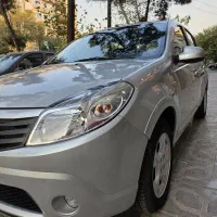 ساندرو اتوماتیک ۹۷ بدون رنگ|خودرو سواری و وانت|تهران, ابوذر|دیوار