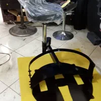 صندلی استادگار باربر|آرایشگاه و سالن‌های زیبایی|املش, |دیوار