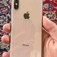 گوشی بسیار تمیز درحد نو