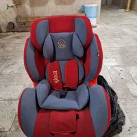 صندلی ماشین نوزاد