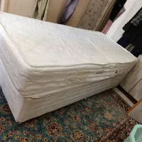 تخت خواب و تشک