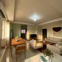 آپارتمان ۹۰ متری / طبقه سوم/خوش نقشه