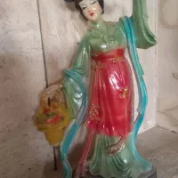 یک عدد شمعدان قدیمی ومجسمه|صنایع دستی و سایر لوازم تزئینی|مشهد, آزادشهر|دیوار