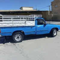 نیسان مدل 82