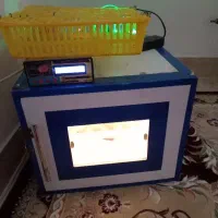 دستگاه جوجه کشی