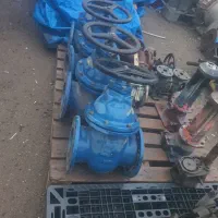 مقداری شیر آلات صنعتی|قطعات و لوازم جانبی رایانه|قم, قلعه صدری|دیوار