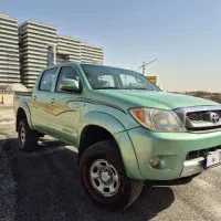 تویوتا هایلوکس ۲۰۰۵ پا بلند