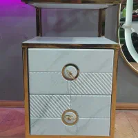 تجهیزات سالن زیبایی در حد نو|آرایشگاه و سالن‌های زیبایی|جهرم, |دیوار