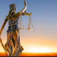 منشی جهت کار در دفتر وکالت