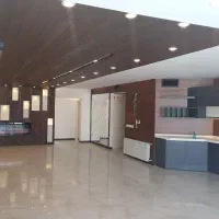 ۱۰۰متر ابراهیمی نوساز ورودی از لابی سالن پرده خور