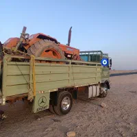 حمل نقل بار با خاور اتاق بلند.