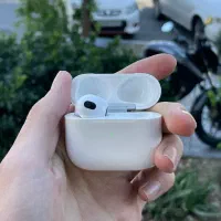 Airpod 3 تک گوش