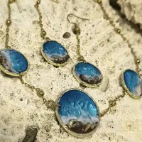 آموزش اکسسوری،زیورآلات رزینی با مدرک بین المللی|خدمات آموزشی|یزد, |دیوار