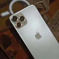 یک موبایل ۱۱پرو|موبایل|اراک, |دیوار