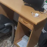 میز تحریر یا کامپیوتر